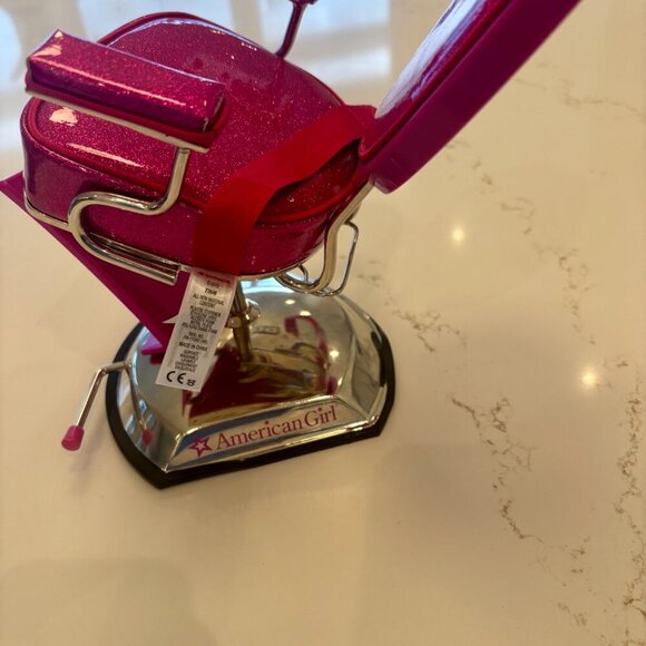 ⭐️HOST PICK ⭐️ American Girl Styling Chair (2013 Edition) - Picture 5 of 6